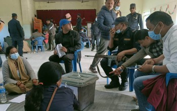 कांग्रेस कैलालीको अधिवेशन : सभापतिको मतगणना शुरु 
